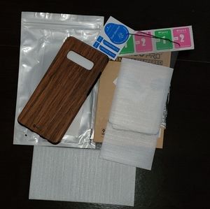 Samsung Galaxy S10 Plus Case & Screen Protectors